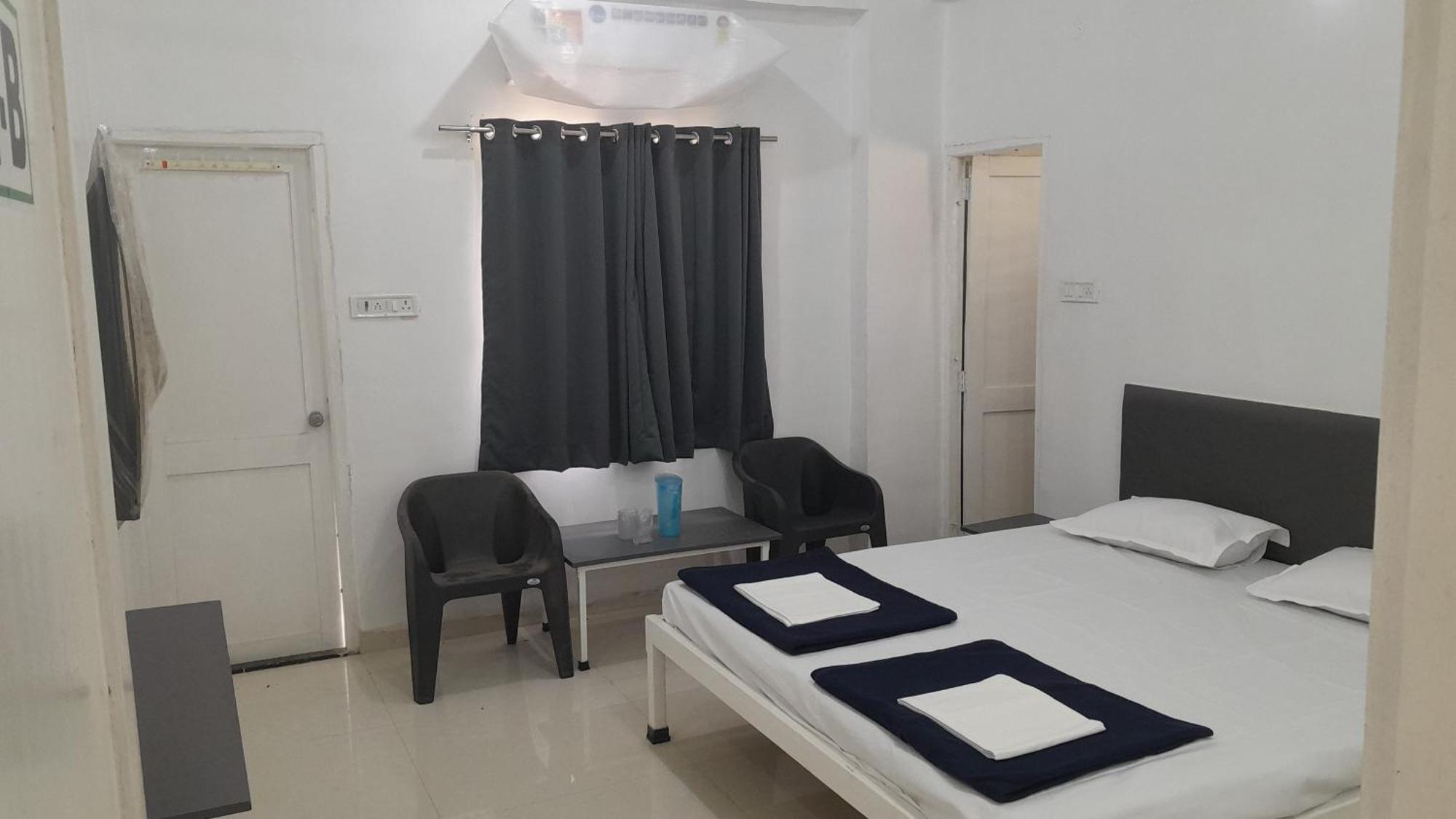 Hotel Gulati Suites Washim Zewnętrze zdjęcie